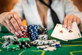 Antarmuka mobile dengan kontrol taruhan intuitif Antarmuka mobile edan777 untuk Teen Patti dengan kontrol taruhan yang mudah